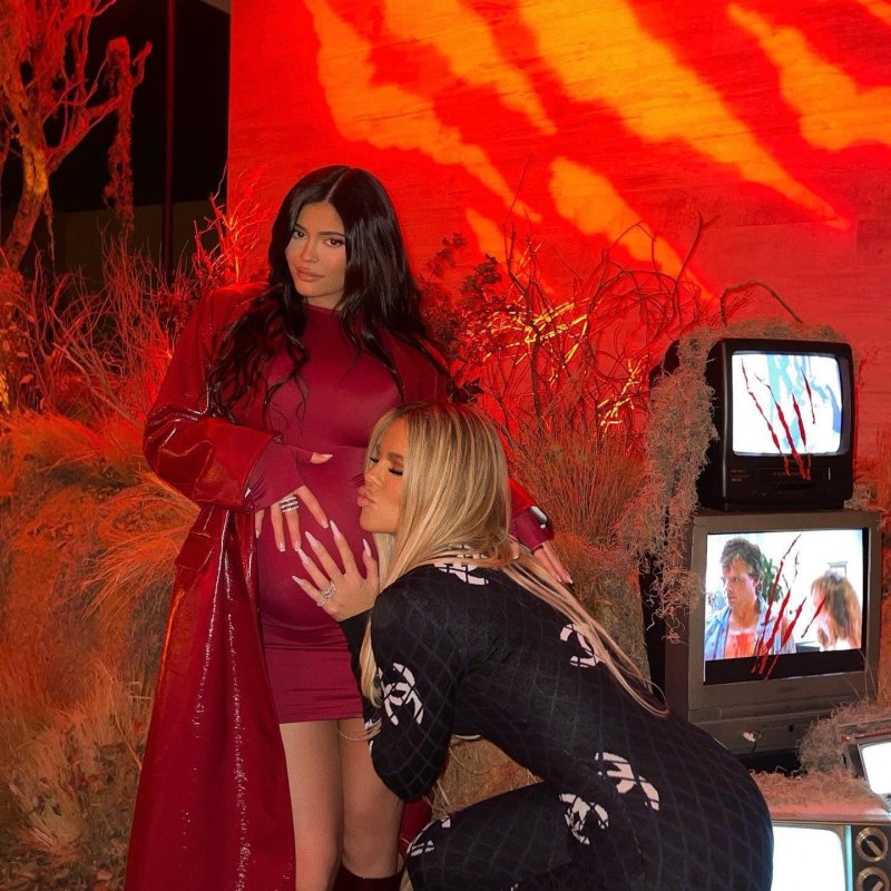 Chloe Kardashian, Pregnant Chloe Kardashyan, Kylie Jenner