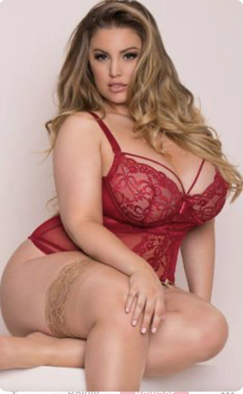 Ashley Alexis Saiz plus, Ashley Alexis model Plus Size, Ashley Alexis Model Plus Saiz
