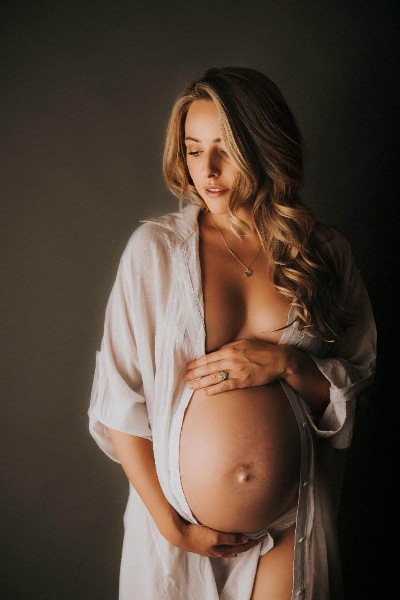 Pregnancy photo shoot, Pregnant photo shoot, Pregnant photo shoots