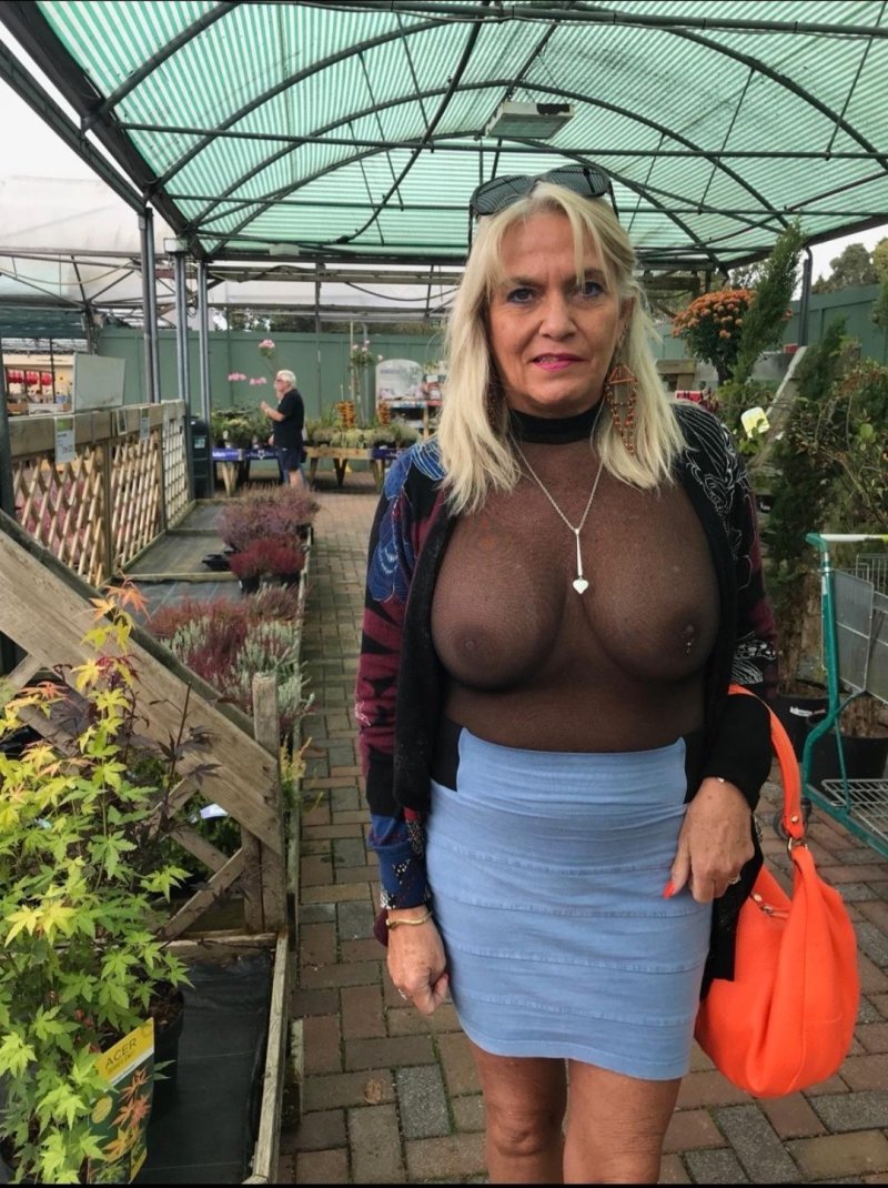 Huge mature boobs in public, Mature lady, Big boobs mature