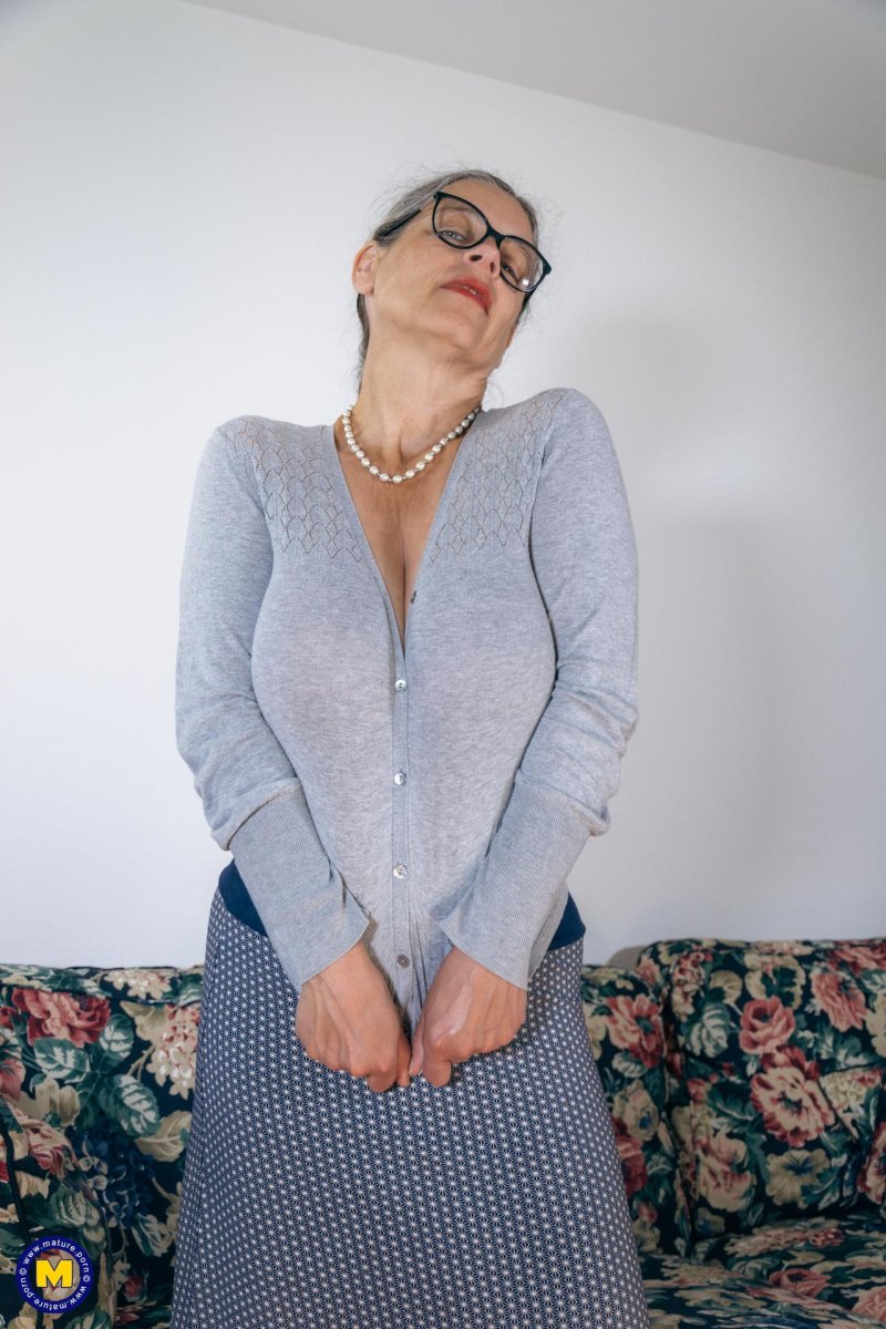 Mature Tina Frank Bustytina, Old woman, Mature woman