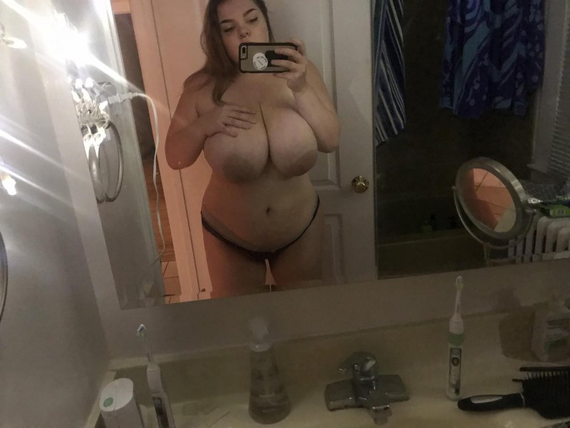 Erotic, Alena ostanova, Anastasia Moruzhenko