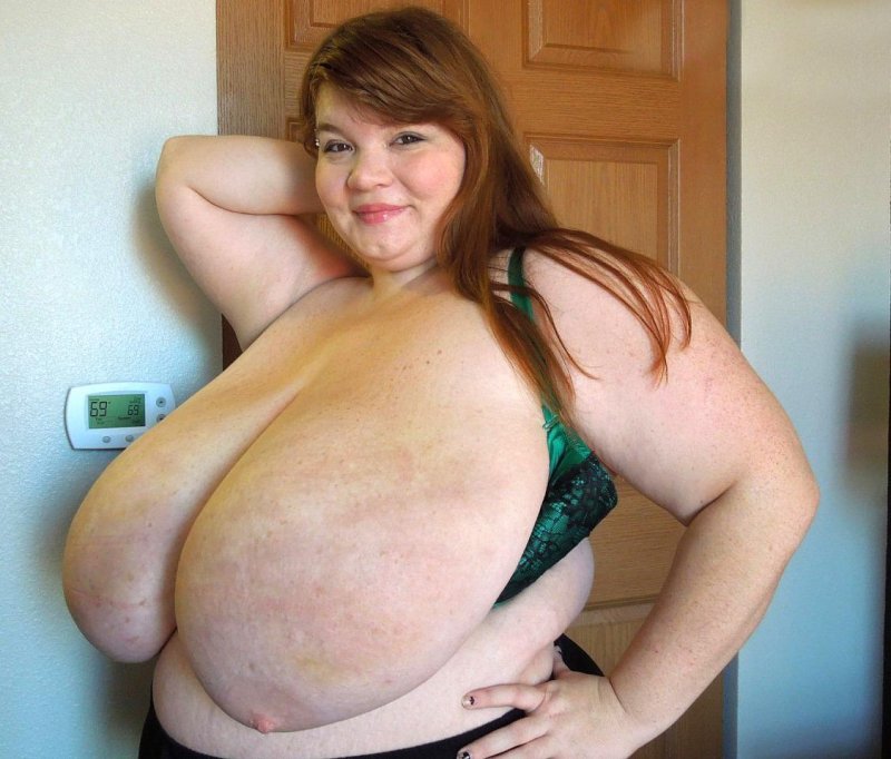 Anoret Collins, Anorei collins huge boobs, Lexxxi luxe