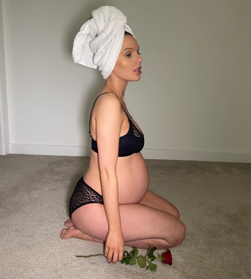 Helen flanagan pregnant, Helen Flenaga Pregnant, Helen flanagan