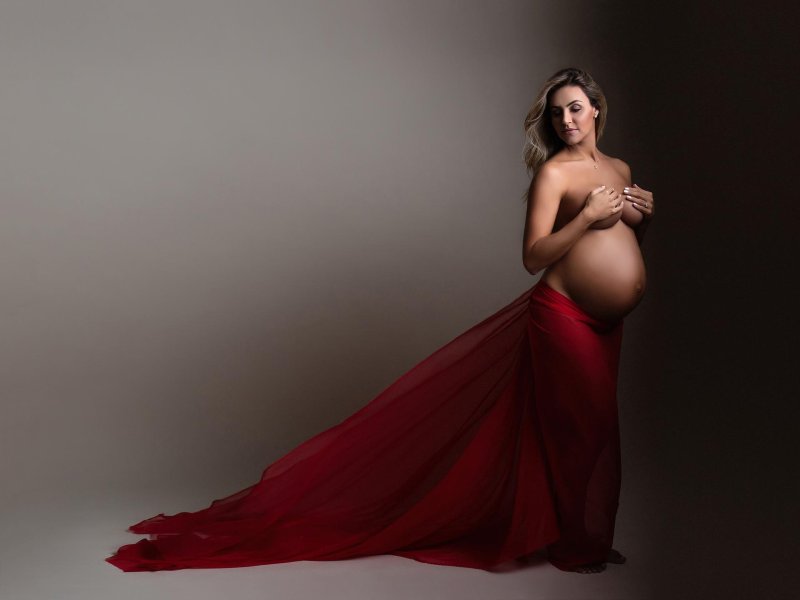Photo session of pregnancy with fabric, Pregnant photo shoots, Photo shoots for pregnant women