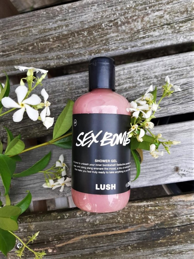Nana shower gel lush, Lush shower gel, Lush