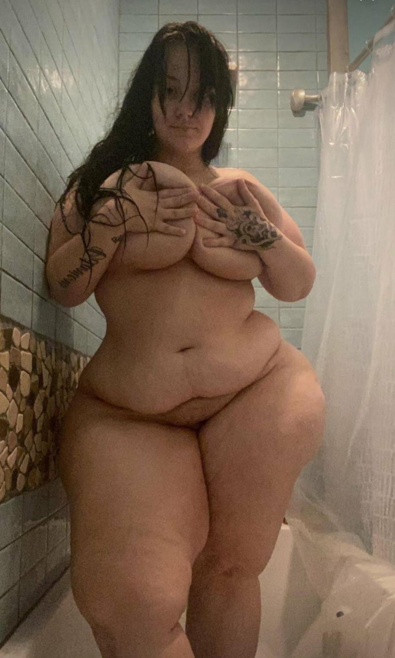 Erotic, Lush woman, Listen erotic