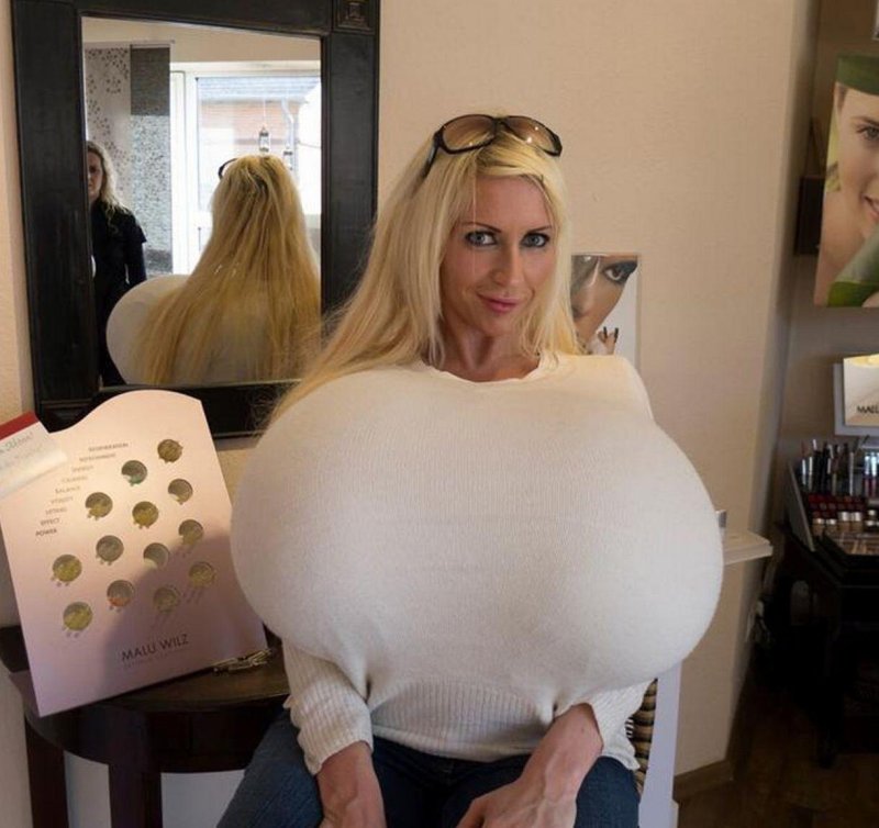 Myra Hills German model, The largest silicone breasts, The largest silicone breasts in world