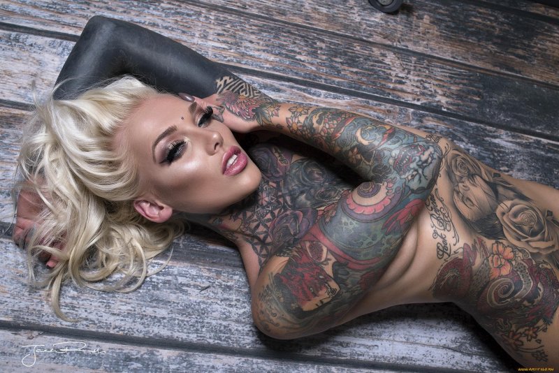 Naked tattooed women, Tattooed porn actress, Beautiful girl with tattoos