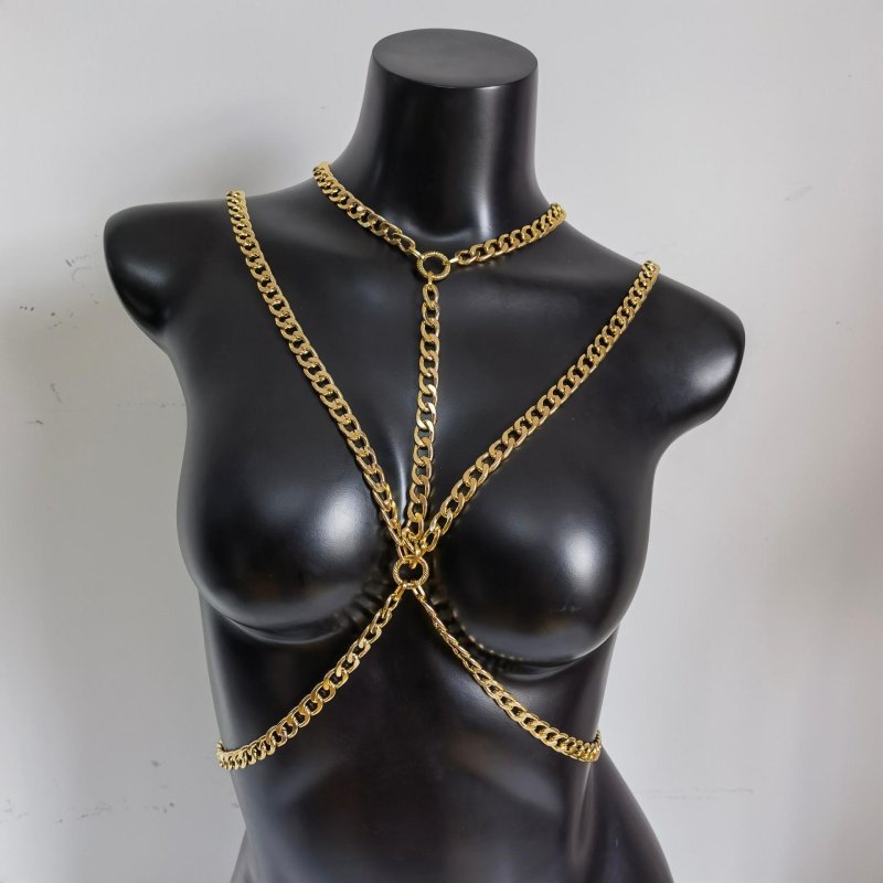 Body chain, A chain at the waist, Claces to the body