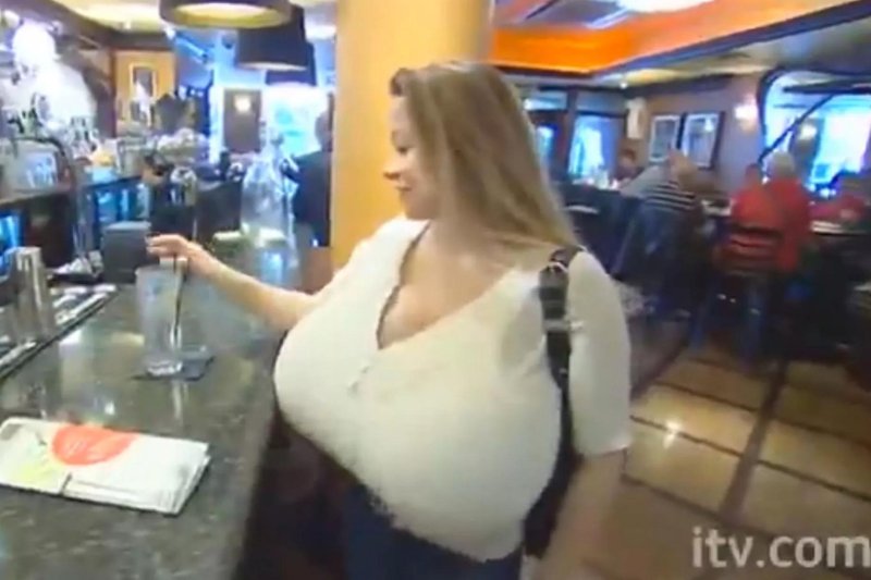 Chelsea Charms, Chelsea Charms Big breast, Chelsea charms breast size