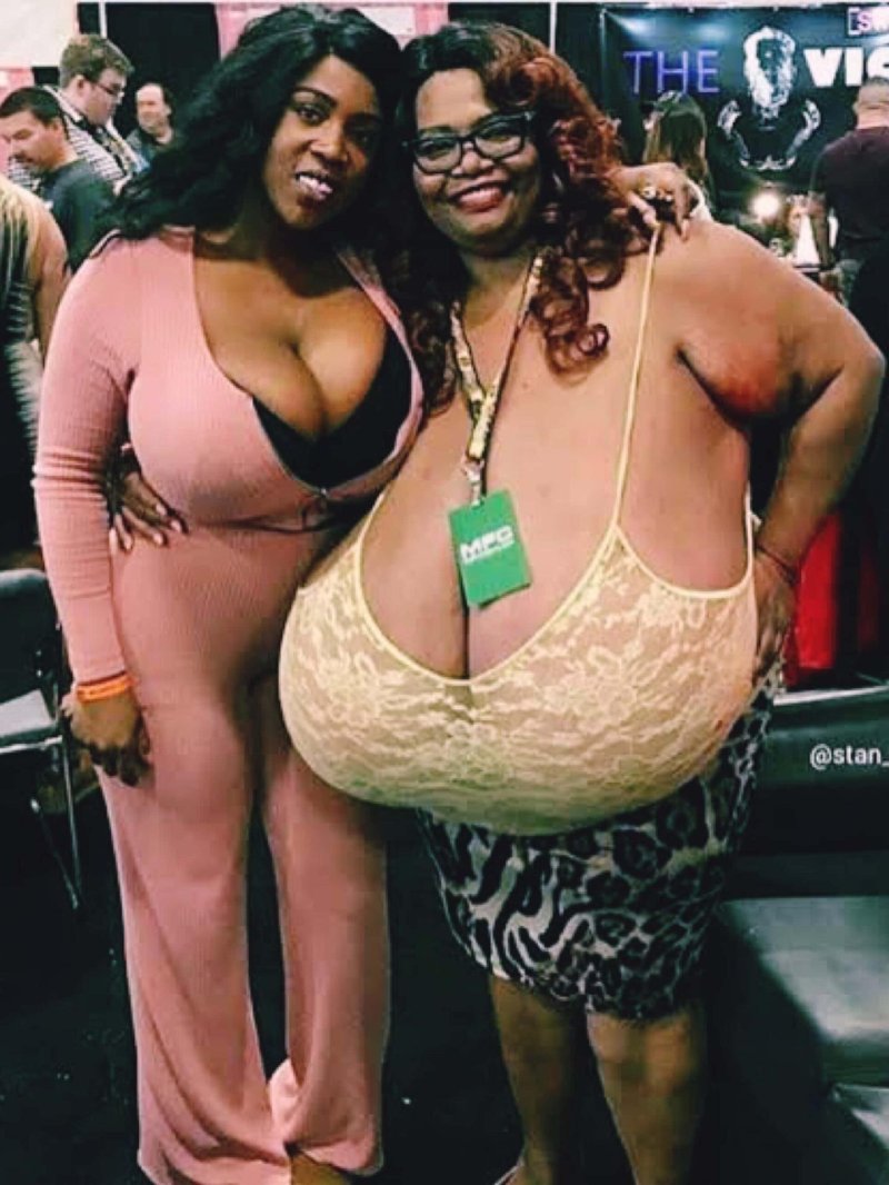 Annie Hawkinster Sters, Annie Hawkins Turner Big Gud, Annie Hawkins Turner Breast