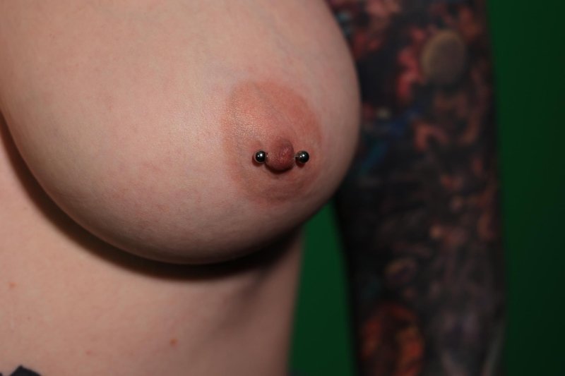 Breast piercing, Piercing nipple, Nipples