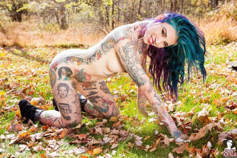 Naked girls with tattoos, Naked tattooed women, Tattooed naked girls