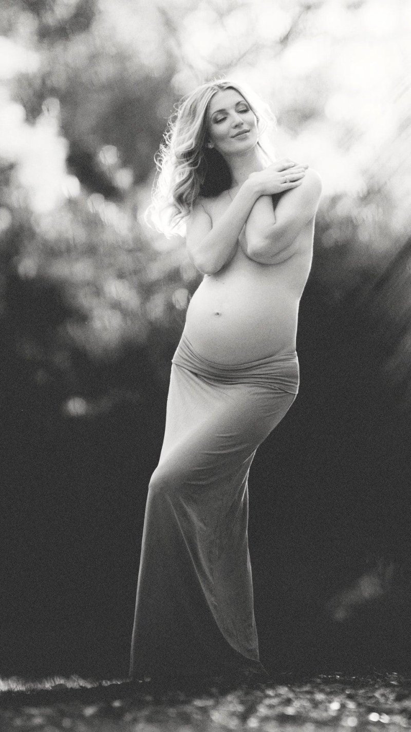 Pregnant image for a photo shoot, Photo shoots for pregnant women, Photoshoot of a pregnant idea