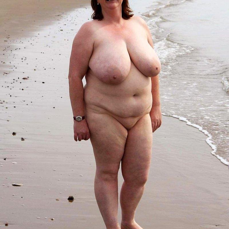 Fat naked women on the beach, Fat on the beach, Bbw on the beach