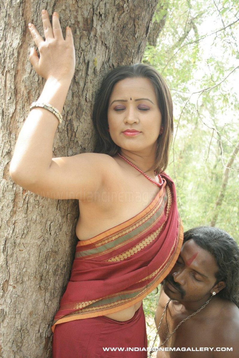 Indian sari, Indian actress, Indian women with big
