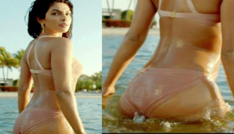 Poyanka Chopra Naked, Poyanka Chopra, Poyanka Chopra in a swimsuit