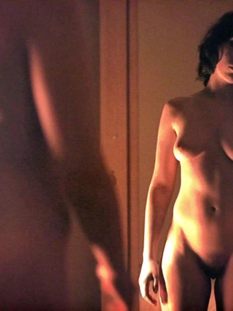 Naked Scarlett Johansson, Scarlett Johansson Pli Nude