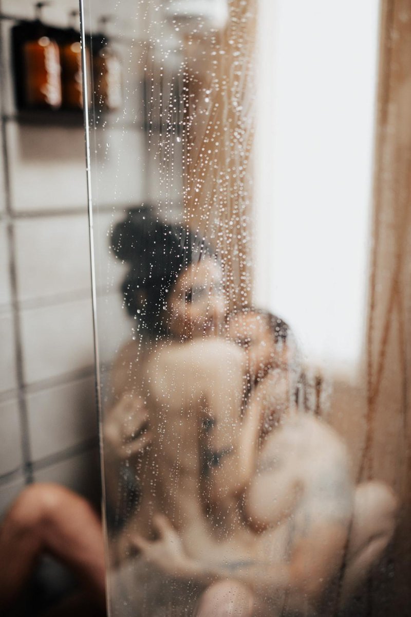 Shower together, In the soul together, Girl in the shower