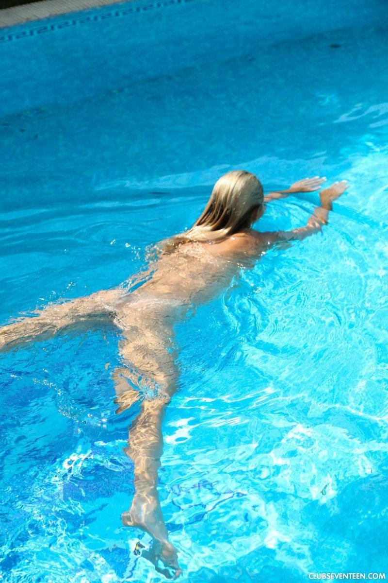 In the pool, Swimming in the pool, In the pool nude