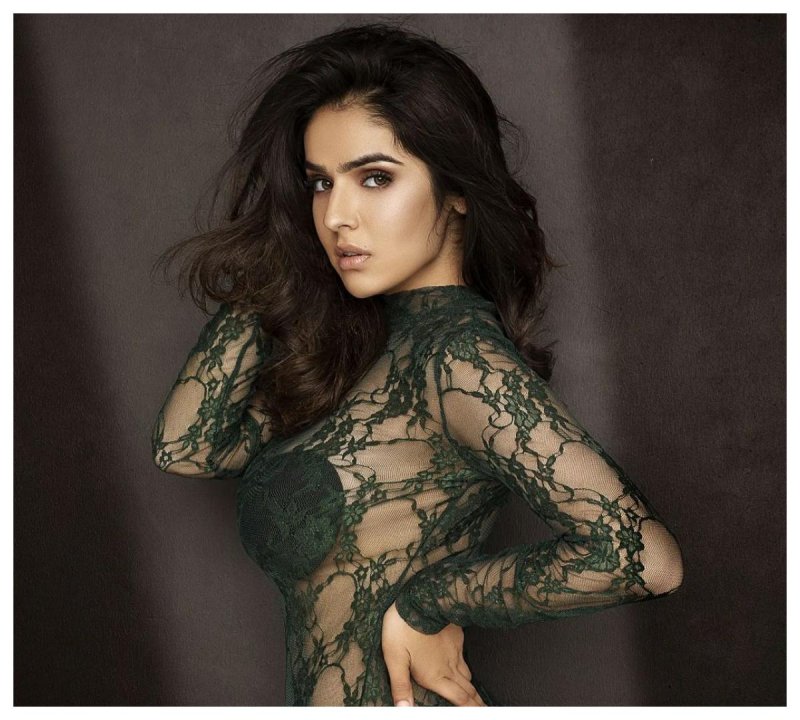 Sidhika sharma, Girl, Ketika Sharma is hot