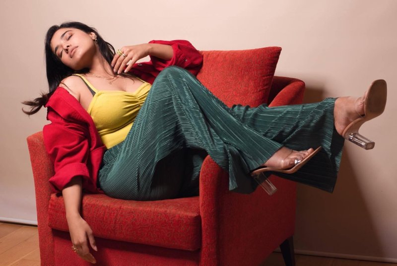 Ketika sharma, Ketika sharma hot, Girl