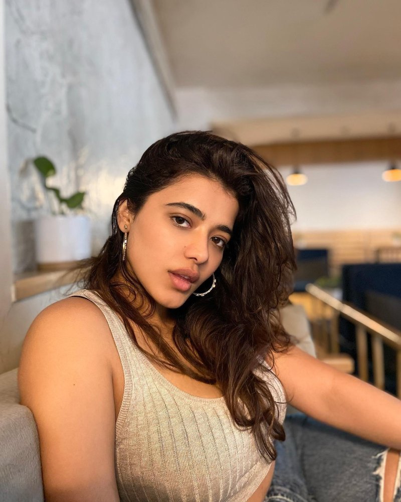 Katika Charm, Ketika sharma, Ketika sharma hot