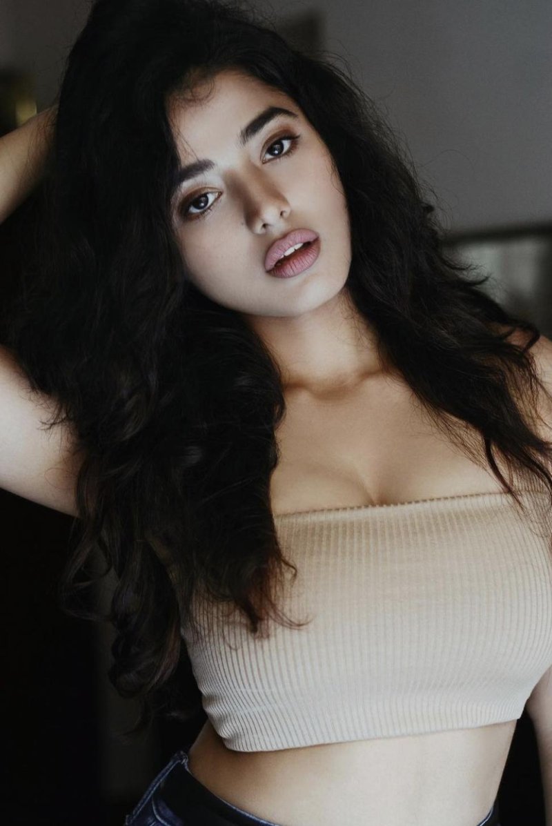 Katika charm, Ketika sharma, Ketika sharma hot