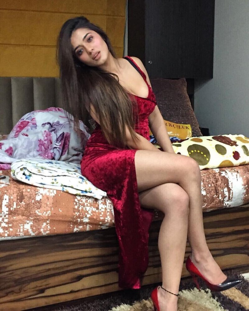 Ketika sharma, Ketika Sharma is hot, Ketika sharma hot