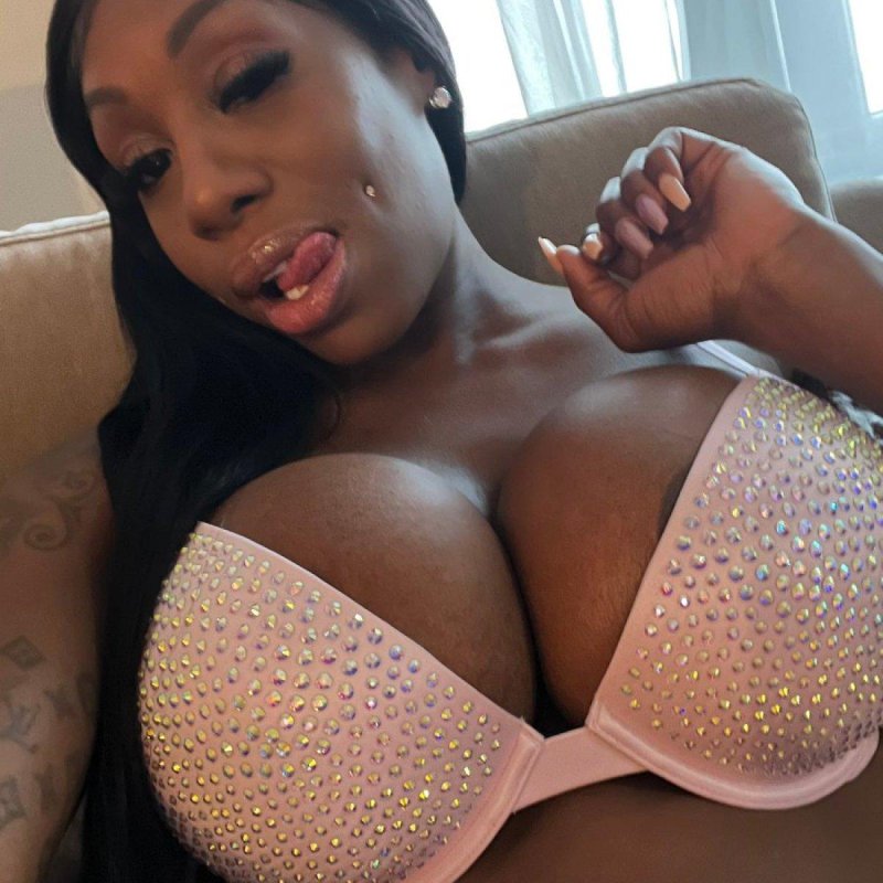 Big boobs Ebony Mystique, Moriah themoriahlynne, Mystique black porn actress