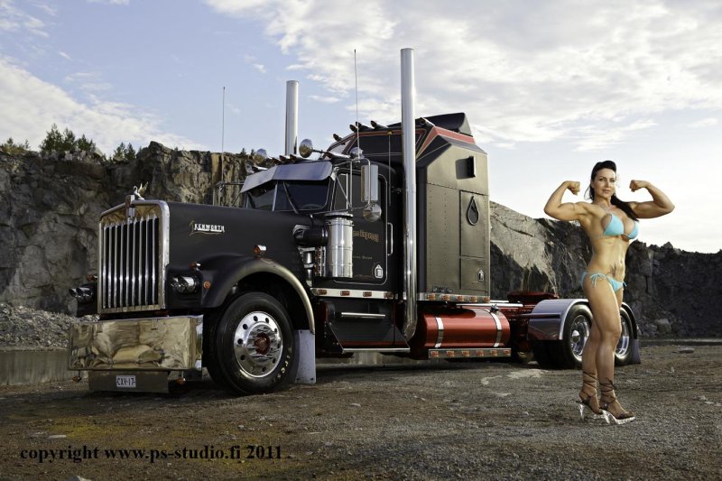 Naked beauties and trucks, American trucks and girls, Beautiful girls and trucks