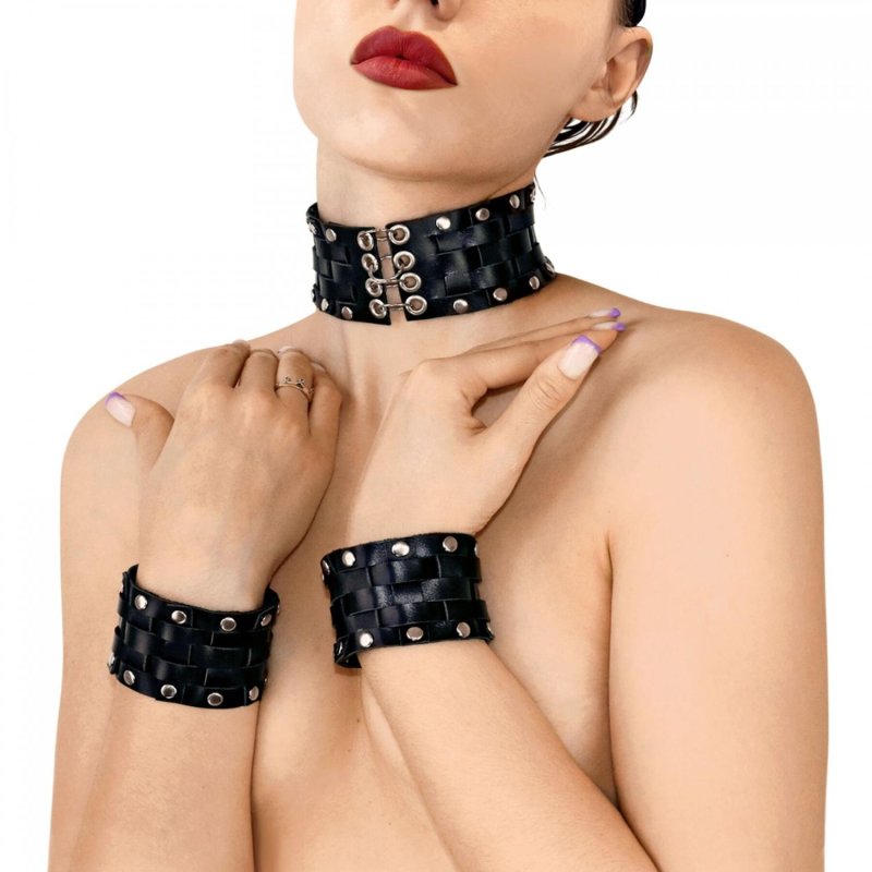Leather huker, Bdsm collar, Leather mocking with spikes