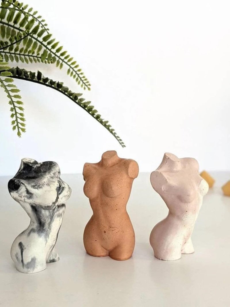 Figurine female breast, Naked female figure, Figurine female torso