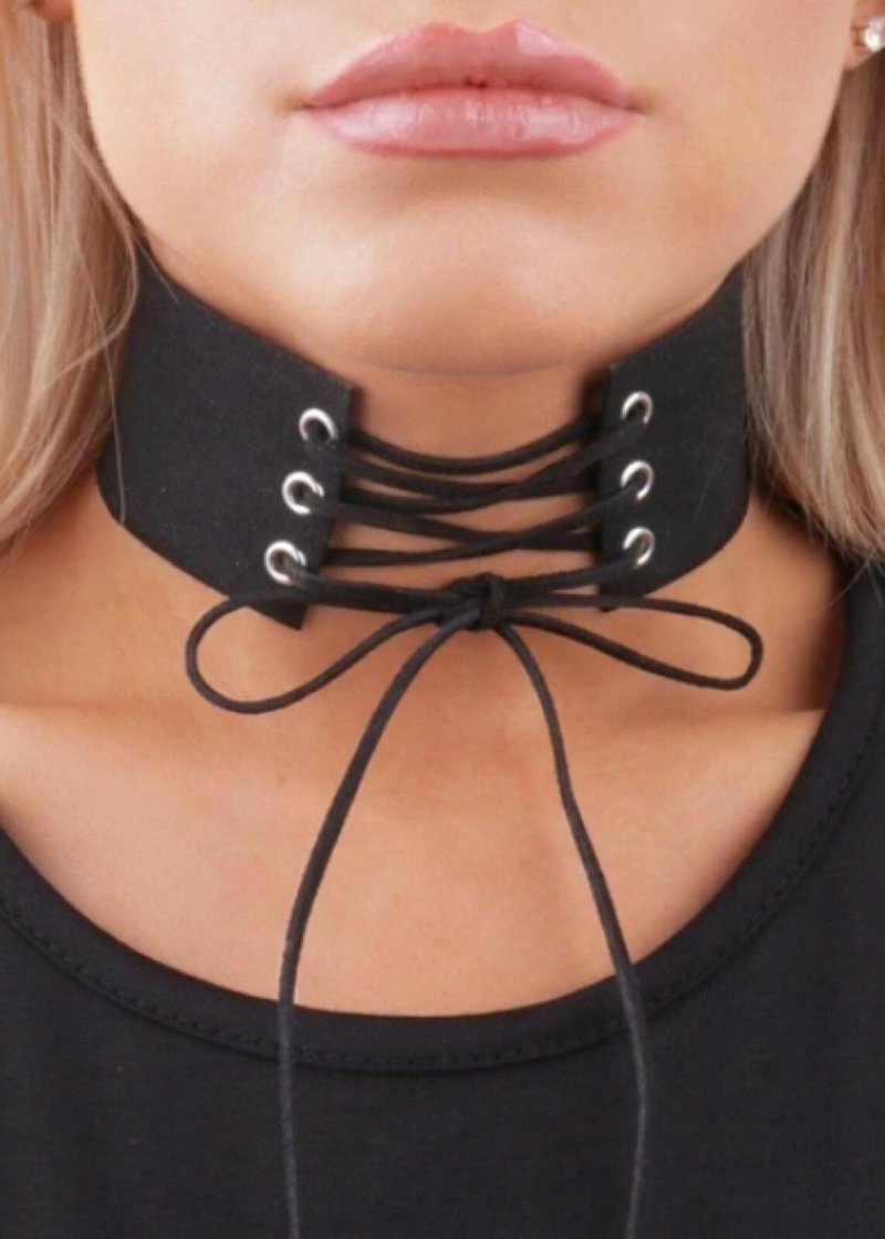 Chocker, Chocker on the neck of a female, Choker Necklace