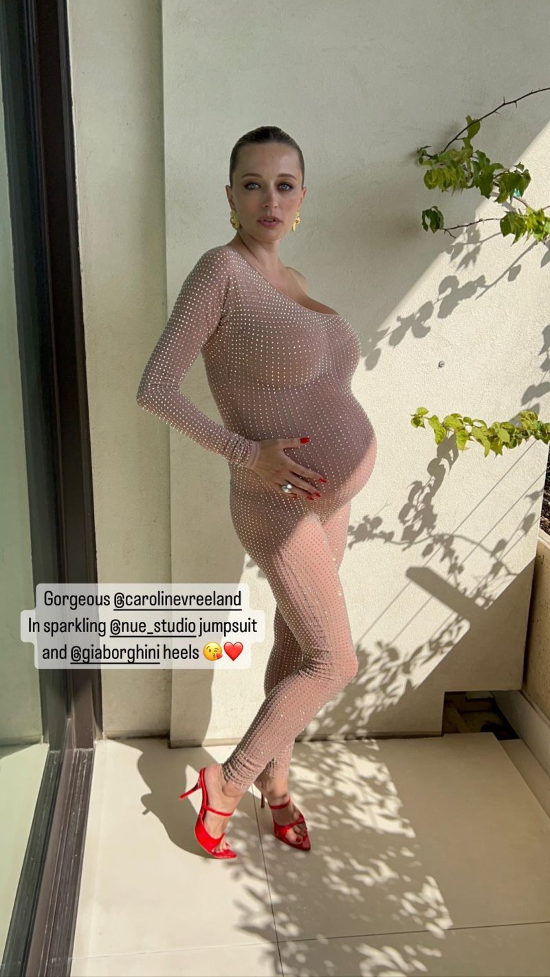Photo shoots for pregnant women, Fashion for pregnant women, Pregnant Hannah
