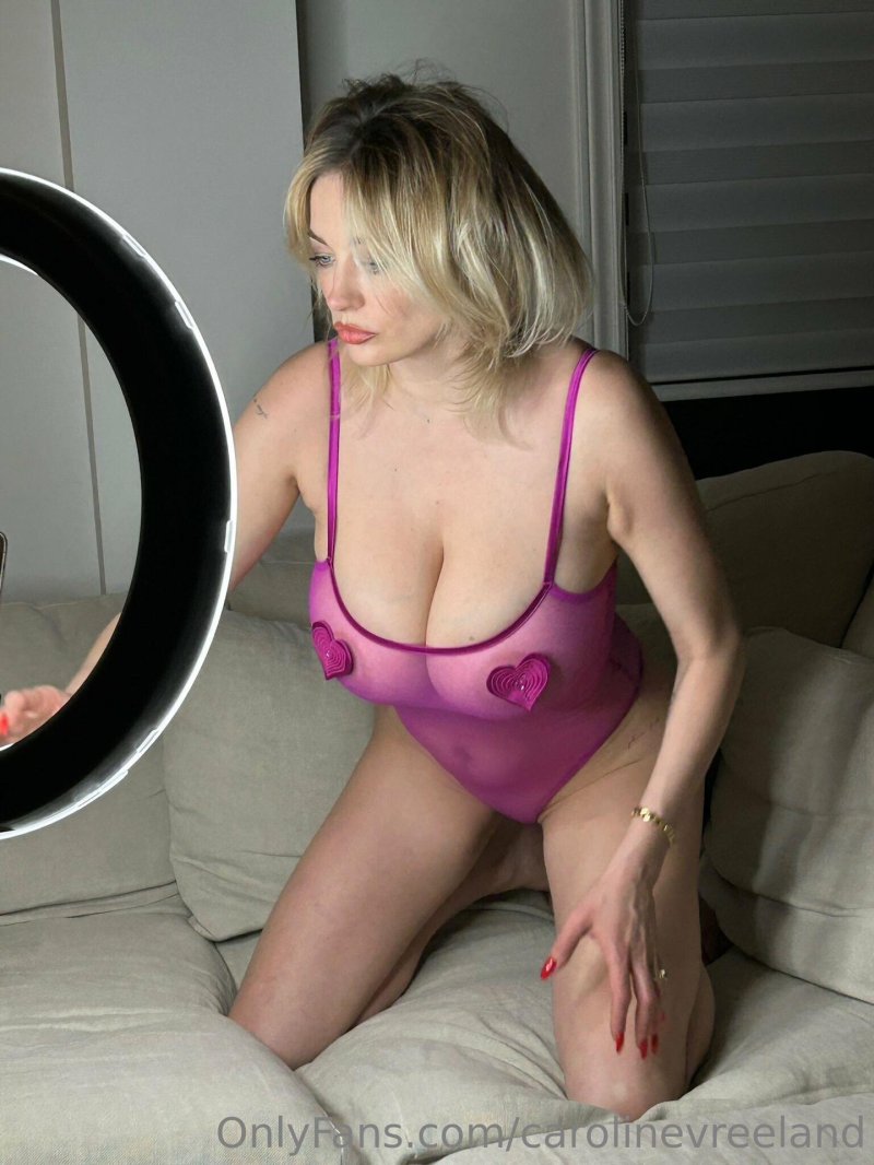 Carolina Vriland Naked, Erotic, Olyria Roy Oliria Tits