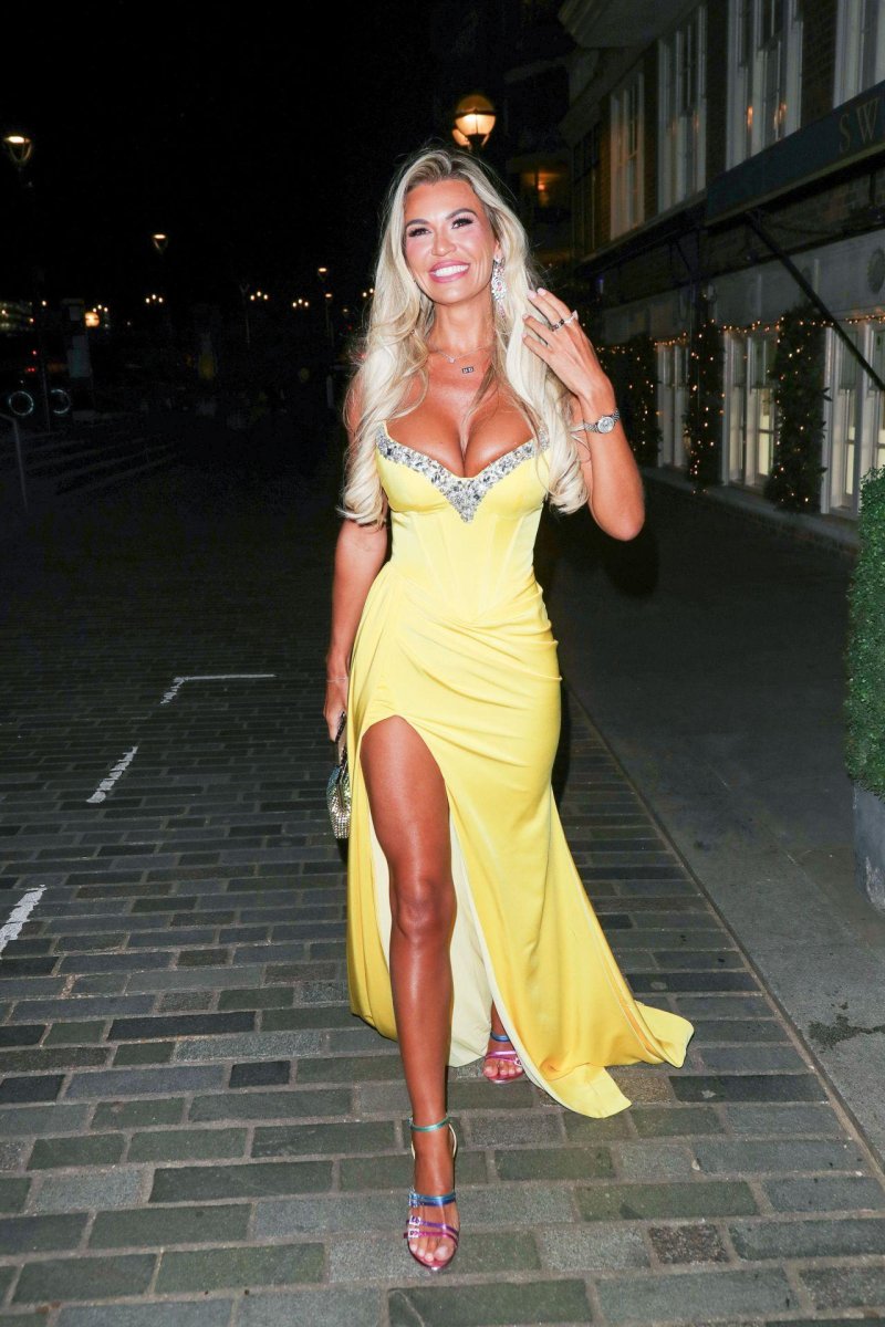Christine mcguinness, Christine Mcginnesses, Christine mcguinness dress