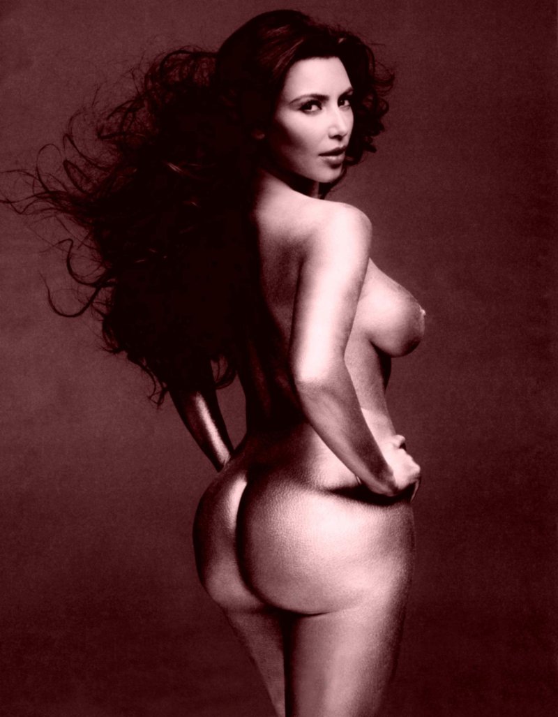 Kim Kardashian without photoshop, Kim Kardashian nudging, Naked Kim Kardashian