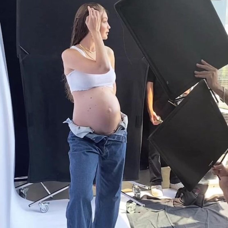 Gigi Hadid Pregnant photo shoot, Pregnant Gigi Hadid, Gigi Hadid photo shoot of a pregnant woman