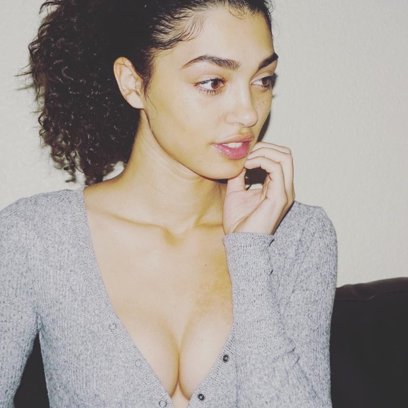 Raven lyn corneil, Raven lyn, Girl