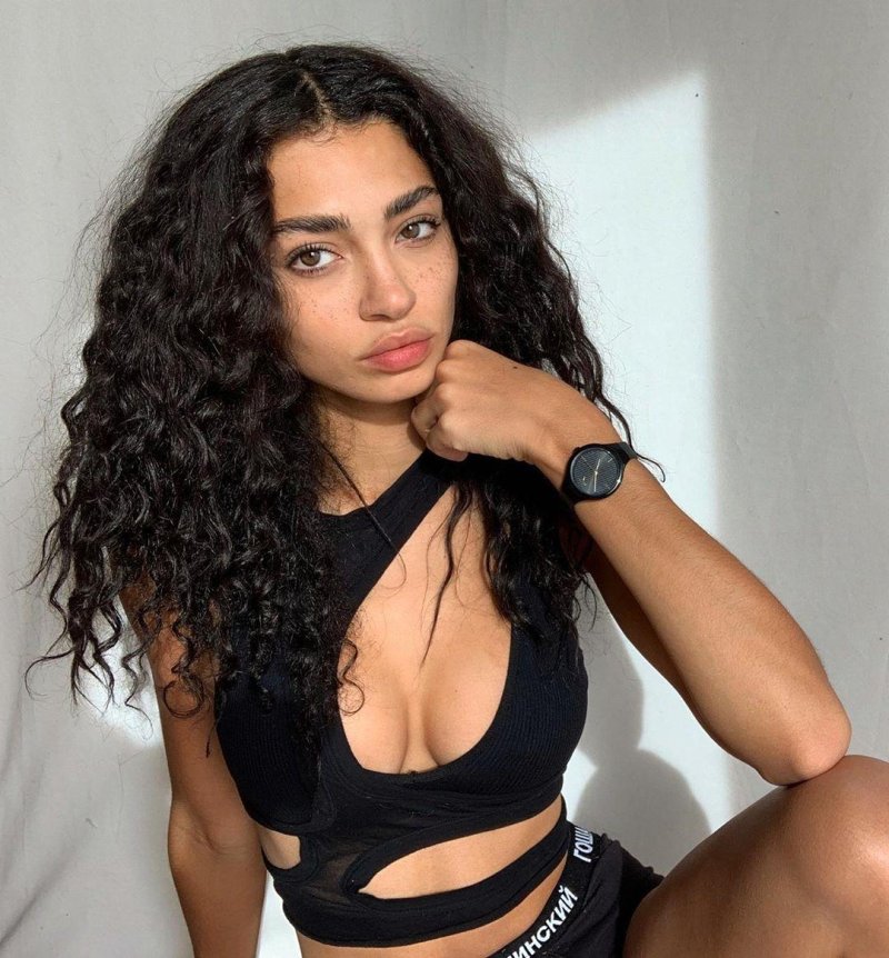 Raven lyn corneil, Raven lyn, Girl