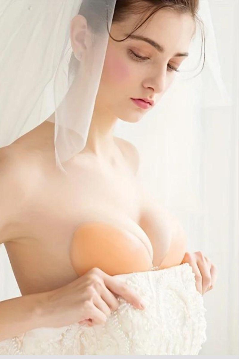 Silicone overlage on the chest, Invisible bra, Silicone bra