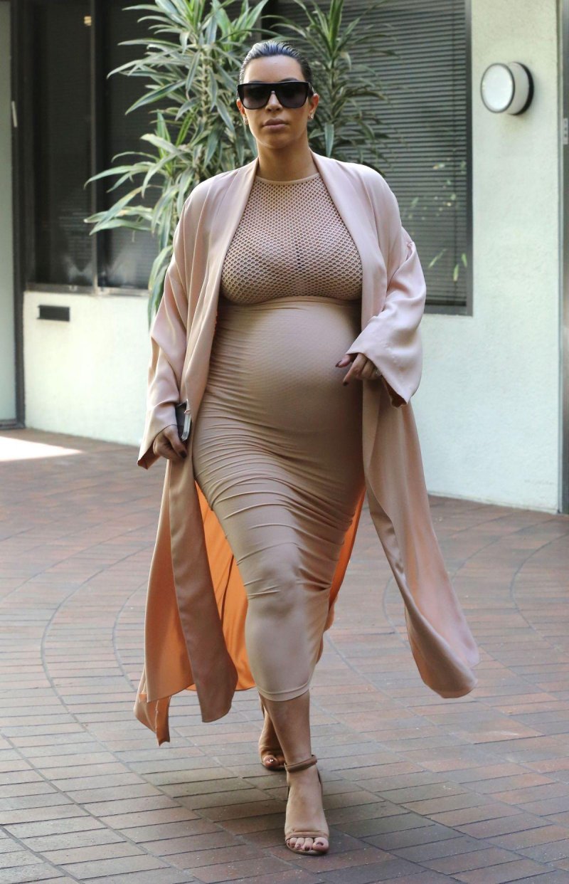 Kim kardashian pregnant, Pregnant Kim Kardashian, Kim Kardashian is pregnant