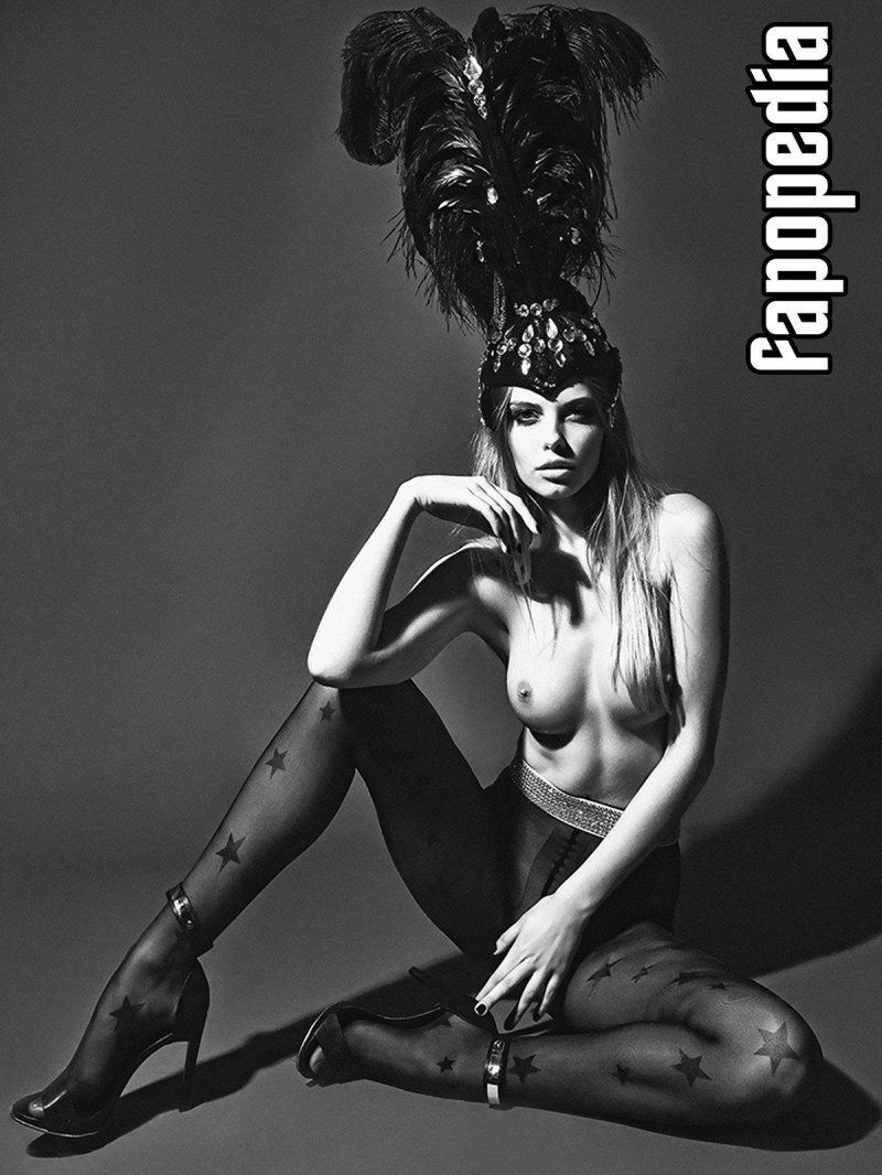 Erotic, Erotic photo shoot model Alina Boyko, Erotic photo shoot